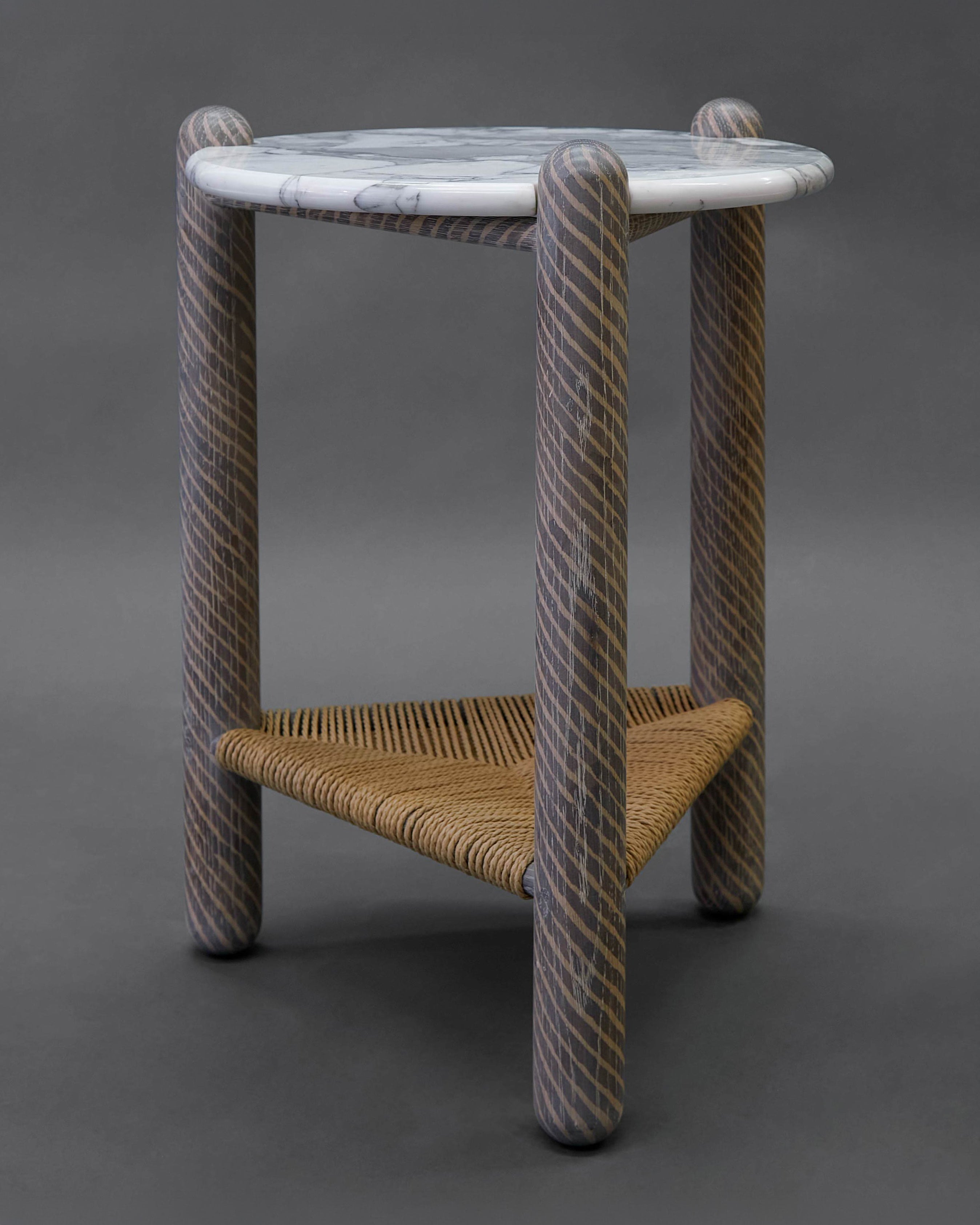 15" OXALINO™ Captain's Side-Table - Solid Oak